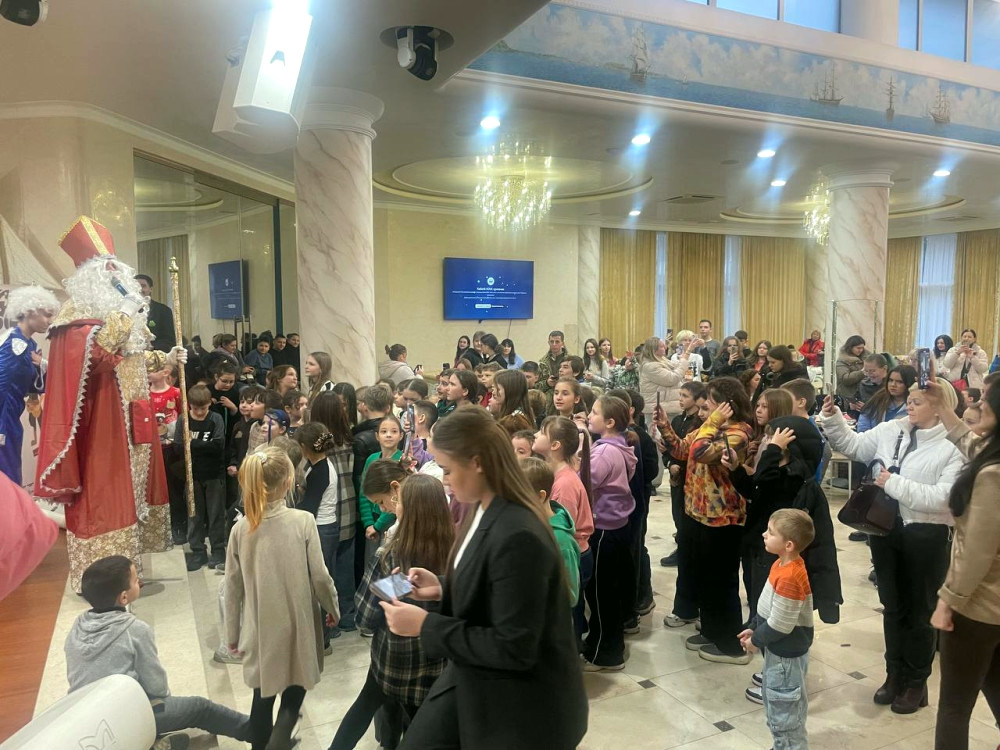 23552 image for slide